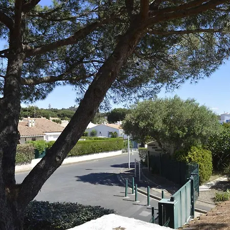 2 Pièces - Cap D'agde Ct870-032 *