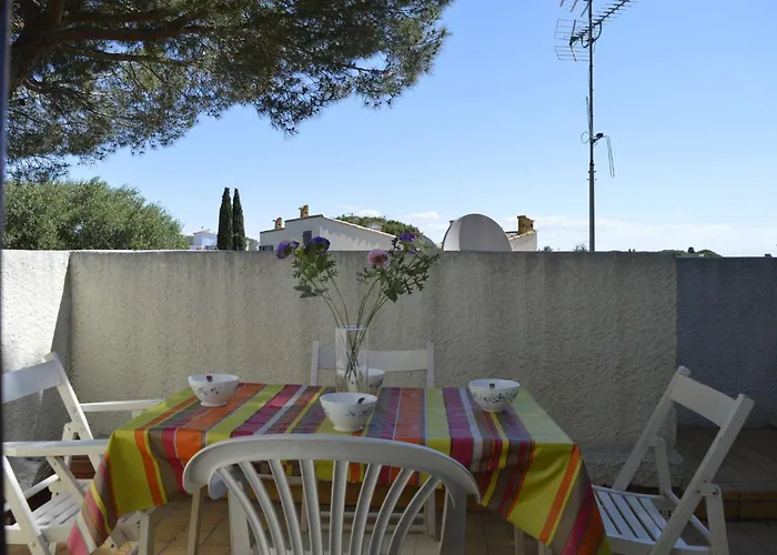 2 Pièces - Cap D'agde Ct870-032 *