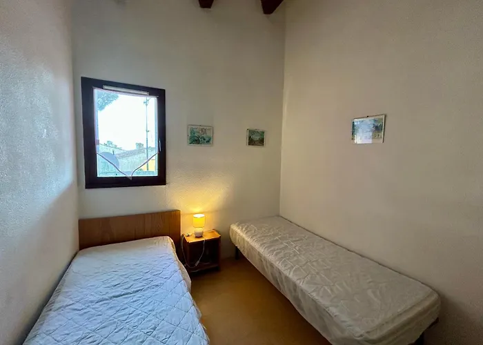 2 Pièces - Cap D'agde Ct870-032 *